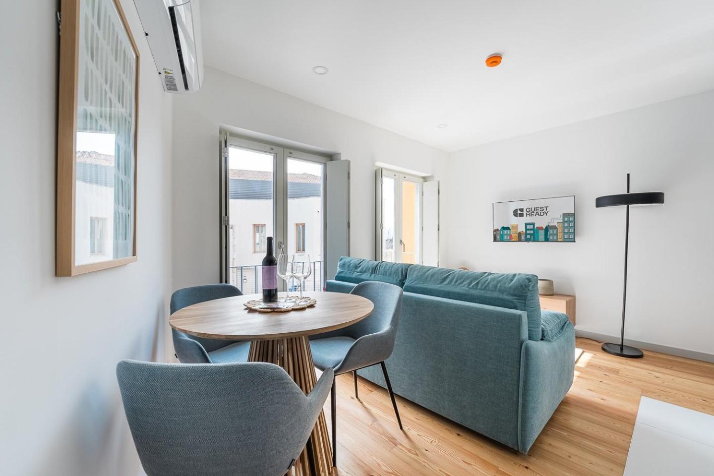 Guestready - Downtown Refuge With Private Parking Lägenhet OOporto Exteriör bild