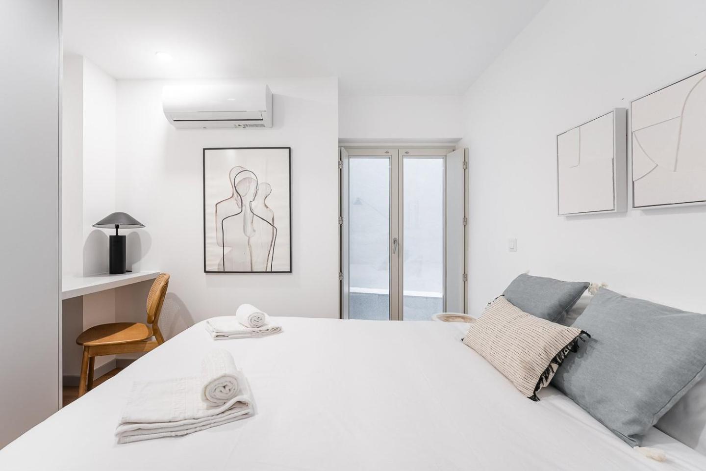 Guestready - Downtown Refuge With Private Parking Lägenhet OOporto Exteriör bild